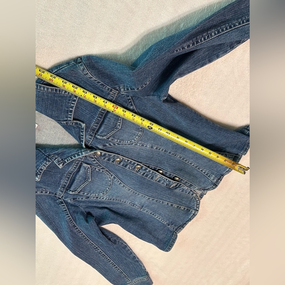 πJ05Dress Barn Denim Jacket w/buttons. L 23β, P2P 21β, Sleeves 24β, SZ XL. - Picture 8 of 10
